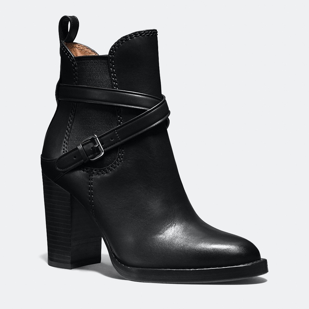 ✨NEW✨COACH Jackson Black Leather Booties